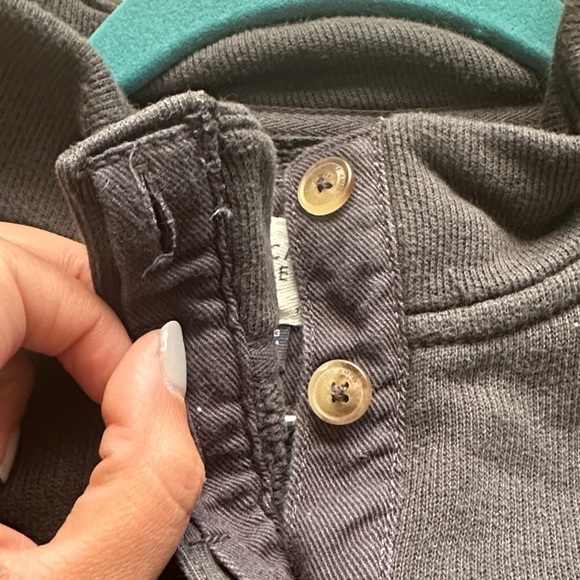 AE Fleece Cropped Sweatshirt Henley Neck Charcoal Black Women’s XL Cozy Casual - Picture 6 of 12